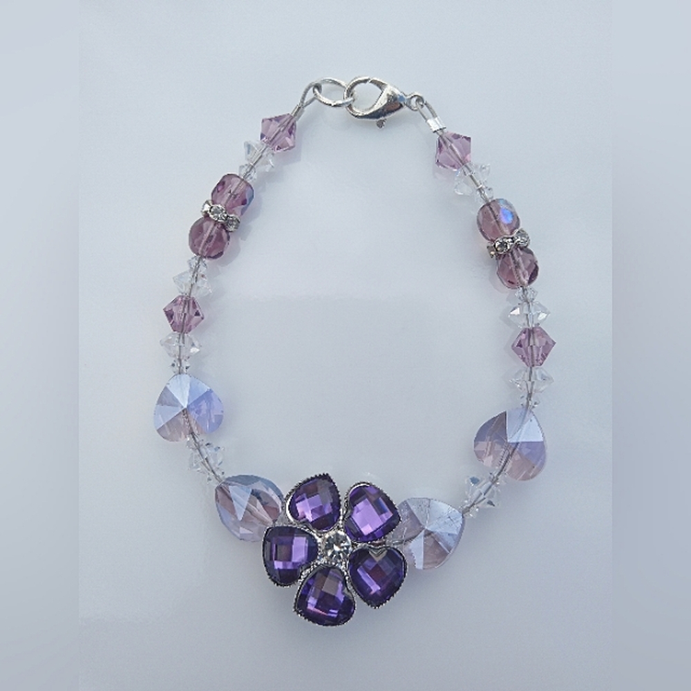 Rare, Handbeaded Purple Heart Bracelet - Picture 2 of 5